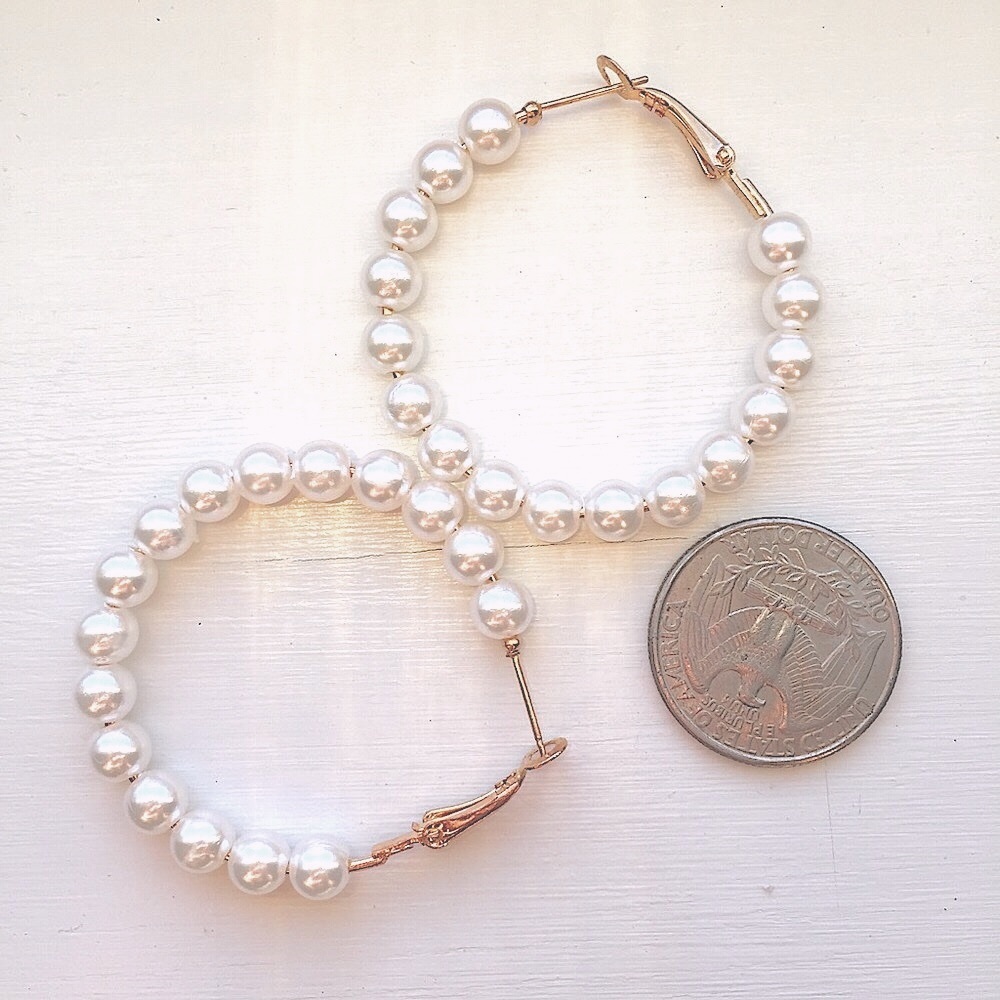 🔴𝟭𝟬/$𝟮𝟱🔴NEW Large Pearl Hoop Earrings - Picture 5 of 7